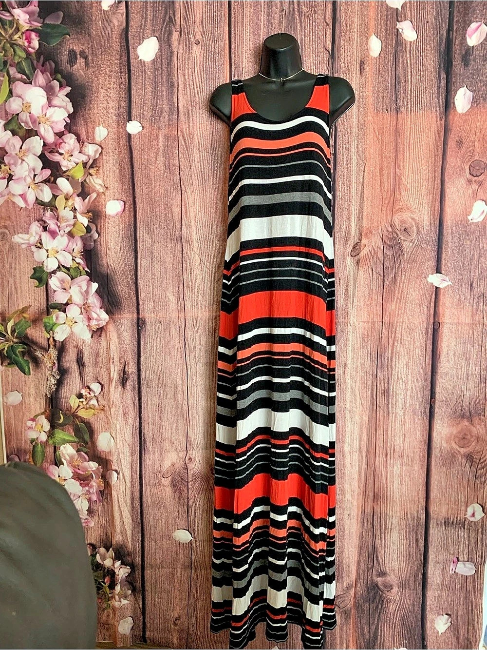 Merona Striped Maxi Dress in Black & Red Size Large
